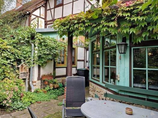 Mehrfamilienhaus zum Kauf 98.000 € 282 m² 234 m² Grundstück frei ab sofort Wegeleben 38828