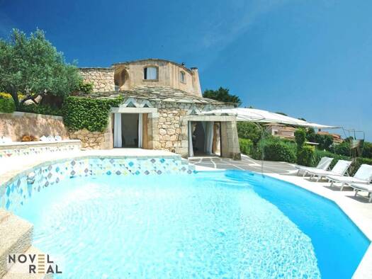 Haus zur Miete 5 Zimmer 280 m² 2.200 m² Grundstück Porto Cervo 07021