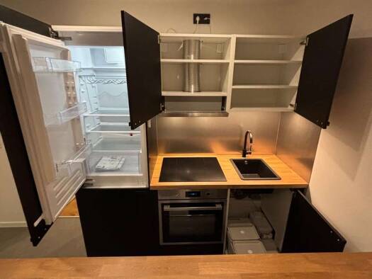WG-Zimmer zur Miete Wohnen auf Zeit 470 € 14,7 m² 4. Geschoss frei ab sofort Nürnberg 90431