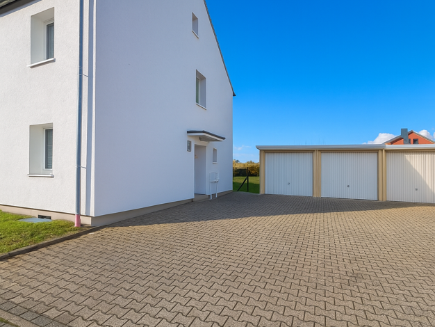 Mehrfamilienhaus zum Kauf als Kapitalanlage geeignet 2.690.000 € 980 m² 2.409 m² Grundstück Bergheim 50126