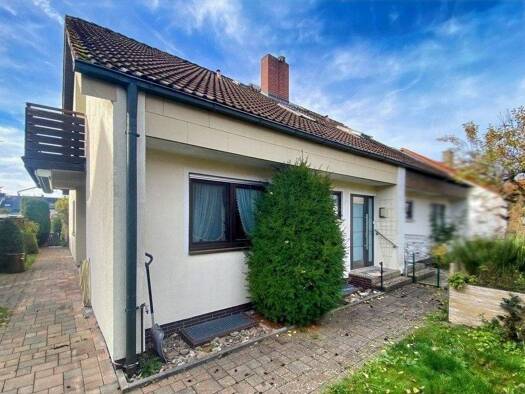 Doppelhaushälfte zum Kauf 348.000 € 4,5 Zimmer 113 m² 366 m² Grundstück St. Johannis Bayreuth 95447