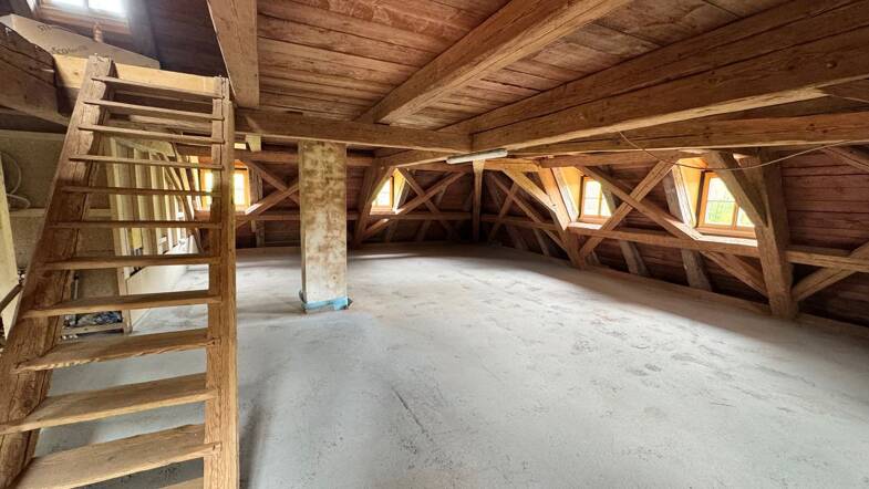 Wohnung zur Miete 1.500 € 4,5 Zimmer 130 m² Dachgeschoss, 2. Geschoss Wissing Seubersdorf in der Oberpfalz / Wissing 92358