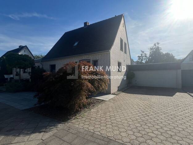 Doppelhaushälfte zum Kauf 390.000 € 4 Zimmer 118 m² 825 m² Grundstück Lürrip Mönchengladbach 41065