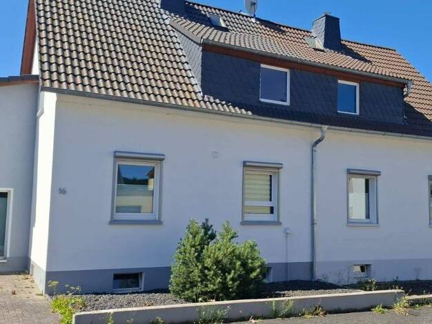 Einfamilienhaus zum Kauf 497.000 € 7 Zimmer 228 m² 797 m² Grundstück Linter Hessen - Limburg 65550