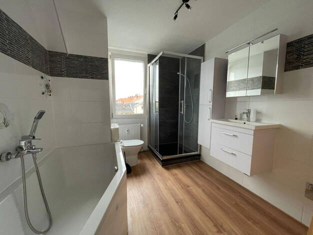 Wohnung zur Miete 435 € 3 Zimmer 70 m² 3. Geschoss frei ab 01.09.2025 Langestr.27 Bahnhofsvorstadt Freiberg 09599