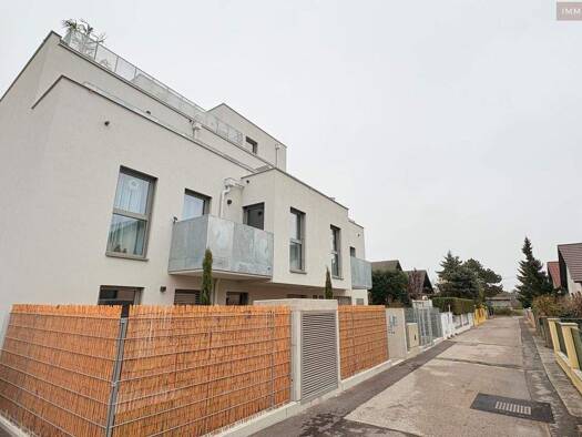 Terrassenwohnung zur Miete - Erstbezug 758 € 2 Zimmer 53,2 m² 1. Geschoss Wien 1220