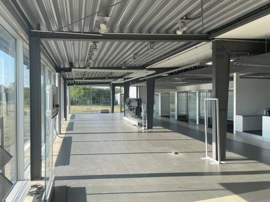 Laden zum Kauf als Kapitalanlage geeignet 1.750.000 € 1.480 m² 5.966 m² Grundstück teilbar ab 459 m² Höchstadt 91315