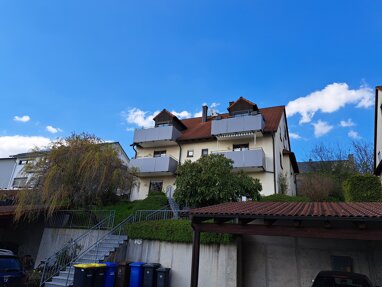 Wohnung zum Kauf 250.000 € 3 Zimmer 79 m² 1. Geschoss Kürnach 97273