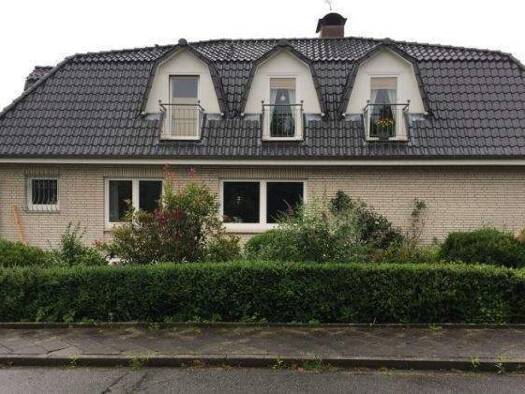 Wohnung zur Miete 851 € 2 Zimmer 74 m² frei ab 01.01.2027 Bonnestraße 23 Adendorf Adendorf 21365