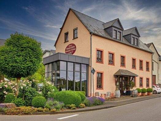 Restaurant zum Kauf 780.000 € 194 m² Gastrofläche 168 m² Grundstück Filzen Brauneberg 54472