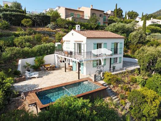 Haus zum Kauf 960.000 € 119 m² 1.083 m² Grundstück Sud Cavalaire-sur-Mer 83240