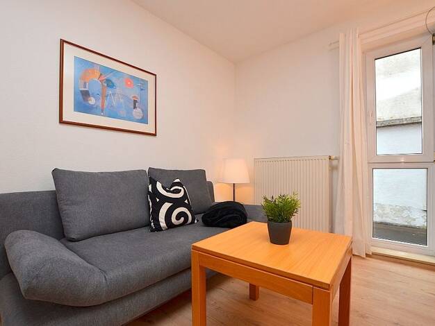 Studio zur Miete 935 € 1 Zimmer 40 m² 1. Geschoss frei ab 01.06.2026 Grombühl Würzburg 97080