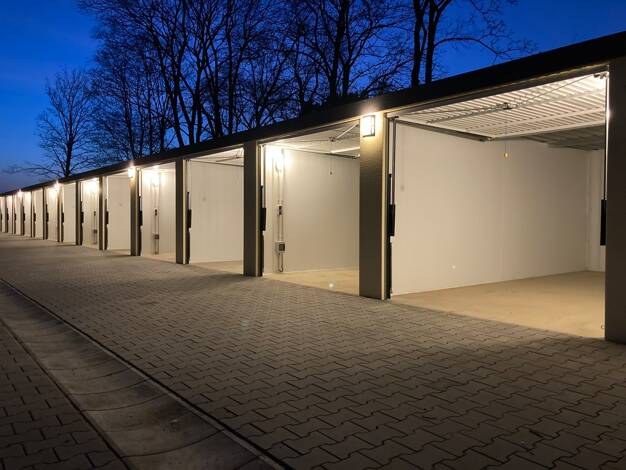 Garage zur Miete 79 € Schwalbenbreite Helmstedt Helmstedt 38350