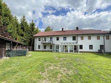 Mehrfamilienhaus zum Kauf 295.000 € 5 Zimmer 120 m² 6.197 m² Grundstück frei ab sofort Dampfsäge Lindberg 94227