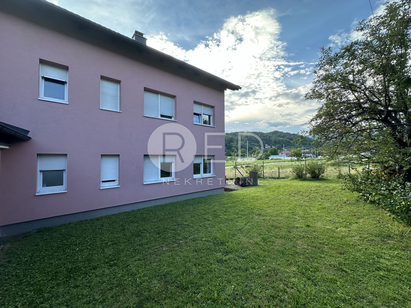 Haus zum Kauf 299.000 € 6 Zimmer 160 m²<br/>Wohnfläche 524 m²<br/>Grundstück Mirosevec