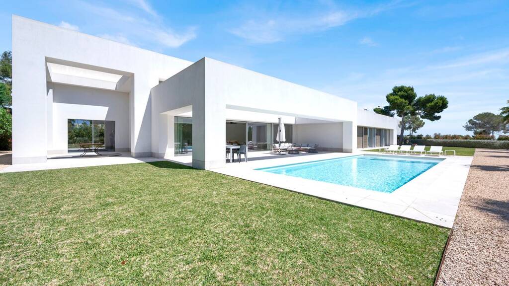 Villa zum Kauf - Erstbezug provisionsfrei 4.600.000 € 6 Zimmer 392 m² 1.765 m² Grundstück Sol de Mallorca 07181