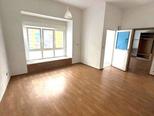 Terrassenwohnung zum Kauf 269.000 € 2 Zimmer 76 m² 3 Geschosse frei ab sofort Altstadt Würzburg 97070