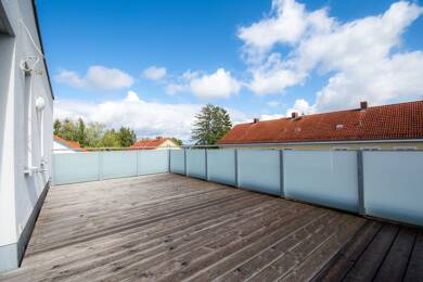 Wohnung zur Miete 700 € 2 Zimmer 66,4 m² frei ab 01.08.2025 Parsberg Parsberg 92331
