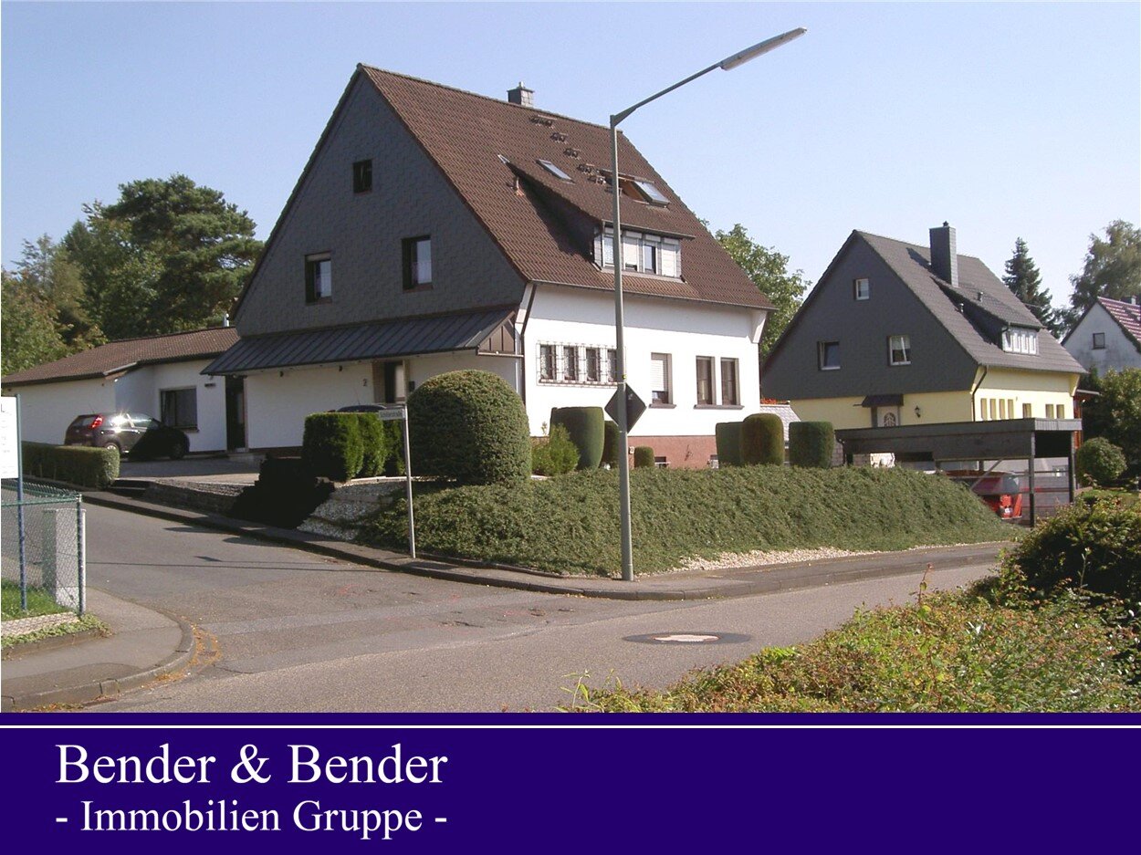 Mehrfamilienhaus zum Kauf als Kapitalanlage geeignet 395.000 € 13 Zimmer 309 m²<br/>Wohnfläche 974 m²<br/>Grundstück Hamm 57577