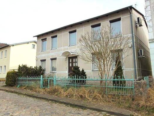 Mehrfamilienhaus zum Kauf provisionsfrei 167.400 € 8 Zimmer 160 m² 456 m² Grundstück Sassnitz 18546