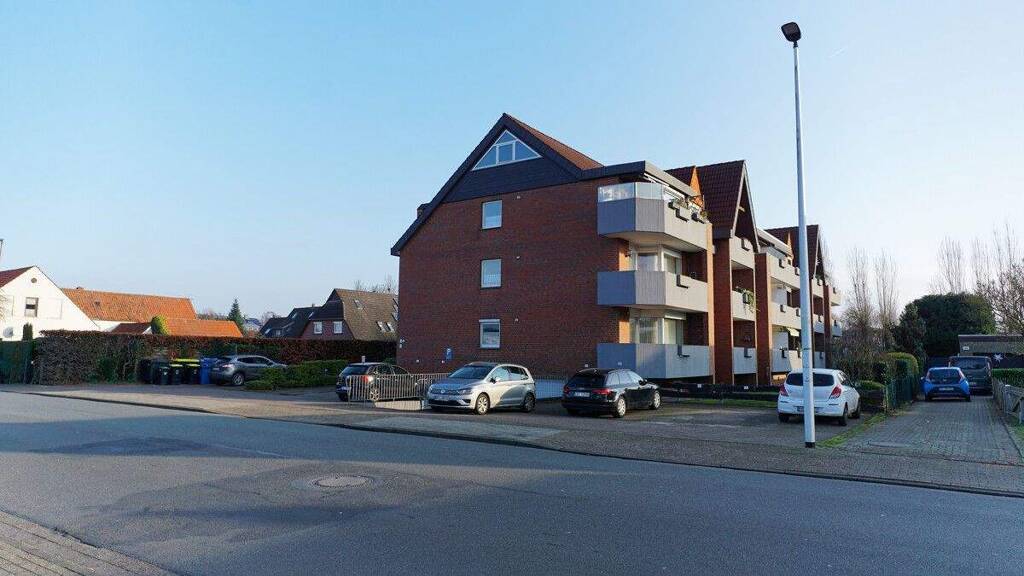 Wohnung zum Kauf 150.000 € 3 Zimmer 73,9 m² 2. Geschoss Brendel/Adelheide Delmenhorst 27755
