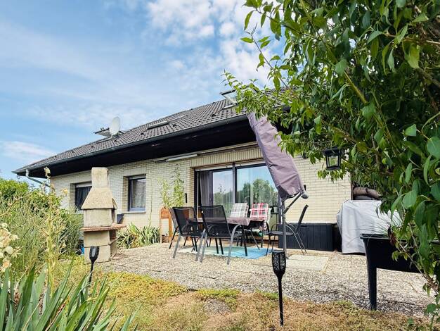 Einfamilienhaus zum Kauf 245.000 € 7 Zimmer 141 m² 735 m² Grundstück Breitenau Bad Rodach 96476