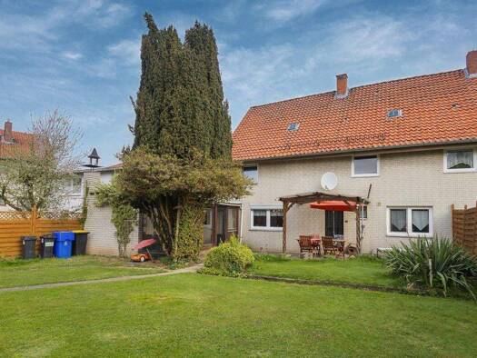 Mehrfamilienhaus zum Kauf 240.000 € 11 Zimmer 296 m² 1.138 m² Grundstück Herrhausen Seesen 38723