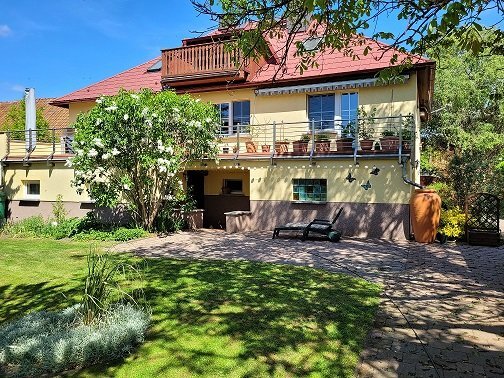 Mehrfamilienhaus zum Kauf 475.000 € 11 Zimmer 213 m²<br/>Wohnfläche 1.140 m²<br/>Grundstück Untere Dorfstraße 142 Riethnordhausen 99195