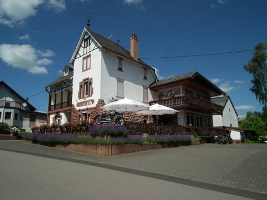 Hotel zum Kauf 750.000 € 398 m² Gastrofläche 4.248 m² Grundstück Bitburg 54634