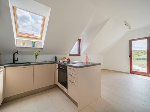 Wohnung zur Miete 600 € 2 Zimmer 45 m² frei ab sofort Kópháza 9444
