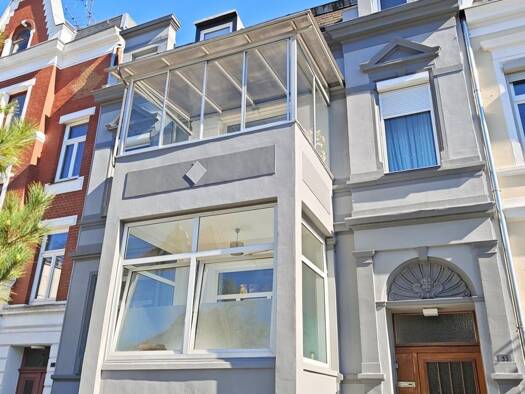 Mehrfamilienhaus zum Kauf als Kapitalanlage geeignet 650.000 € 268,9 m² 333 m² Grundstück St. Lorenz Süd St. Lorenz-Süd 23558