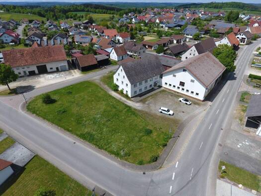 Grundstück zum Kauf provisionsfrei 565.000 € 3.070 m² Grundstück Baugenehmigung vorhanden Beuroner Straße 32 Buchheim 88637