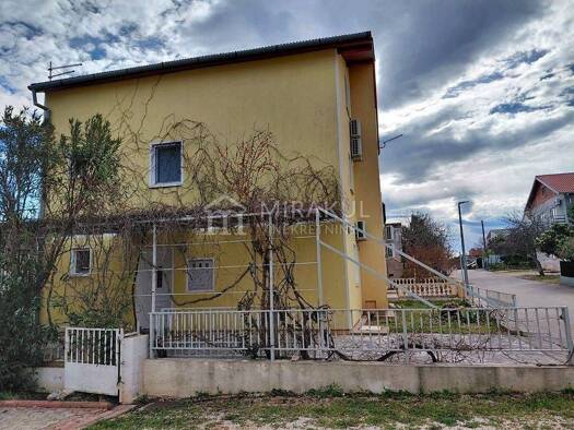 Haus zum Kauf 249.000 € 5 Zimmer 103 m² Pirovac Pirovac