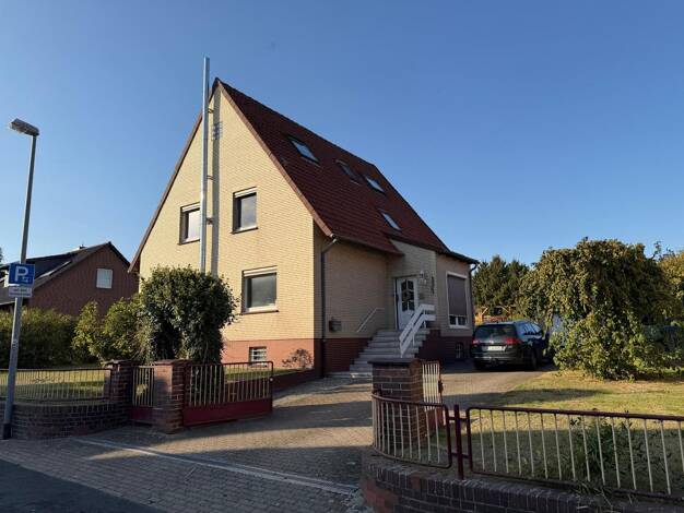 Einfamilienhaus zum Kauf provisionsfrei 380.000 € 8 Zimmer 180 m² 1.288 m² Grundstück Gamsen Gifhorn 38518