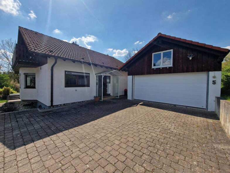 Haus zum Kauf 439.000 € 6 Zimmer 148,2 m² 738 m² Grundstück Steinweiler Nattheim 89564
