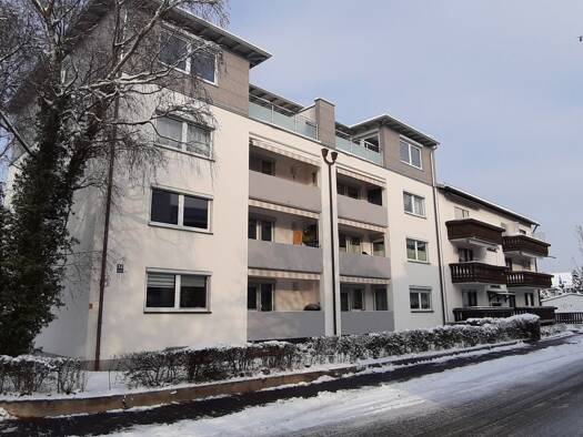 Penthouse zur Miete 1.270 € 3 Zimmer 94 m² Geschoss 3/4 frei ab 01.05.2026 Burghausen 84489