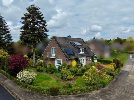 Einfamilienhaus zum Kauf 288.000 € 7 Zimmer 145 m² 782 m² Grundstück Früchteburg Emden 26721