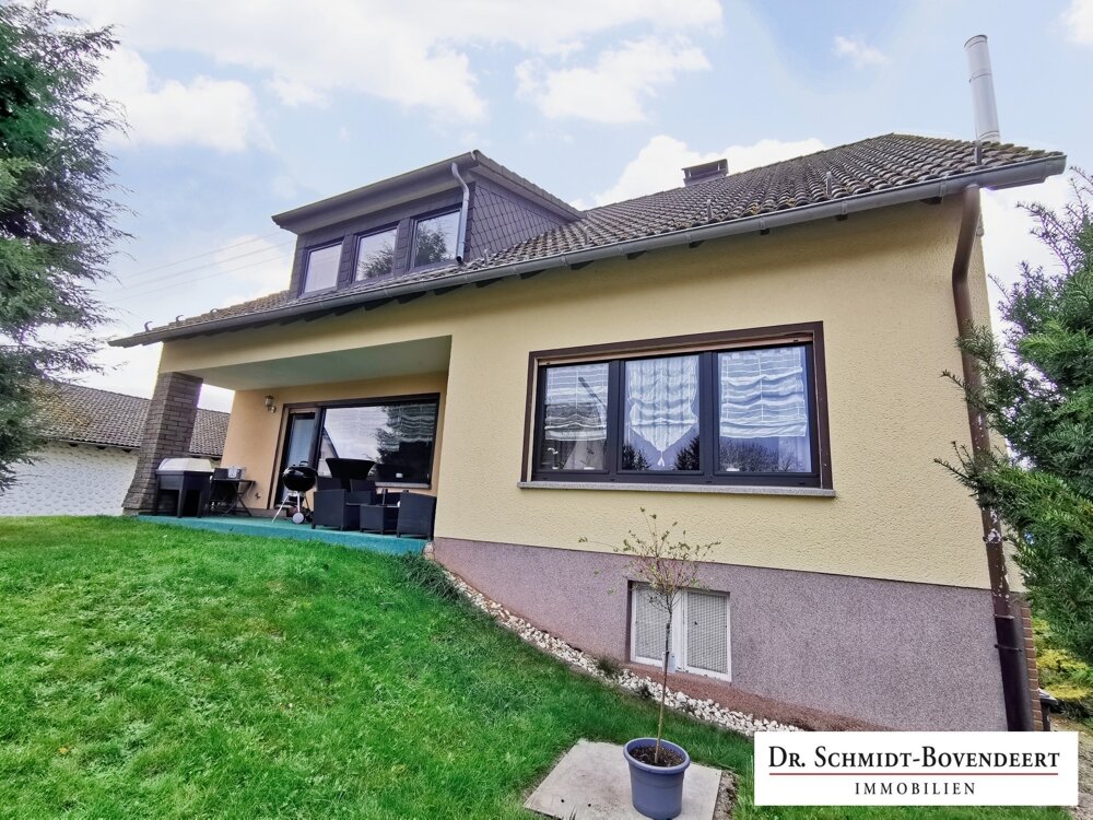 Einfamilienhaus zum Kauf 249.000 € 8 Zimmer 190 m²<br/>Wohnfläche 1.654 m²<br/>Grundstück Nauroth 57583