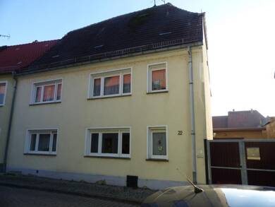 Reihenmittelhaus zum Kauf 75.000 € 8 Zimmer 135 m² 368 m² Grundstück Belgern Belgern 04874