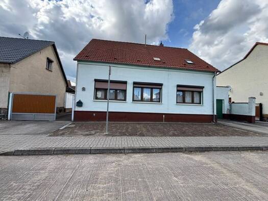 Einfamilienhaus zum Kauf 105.000 € 5 Zimmer 160 m² 700 m² Grundstück Mahlwinkel Angern 39517