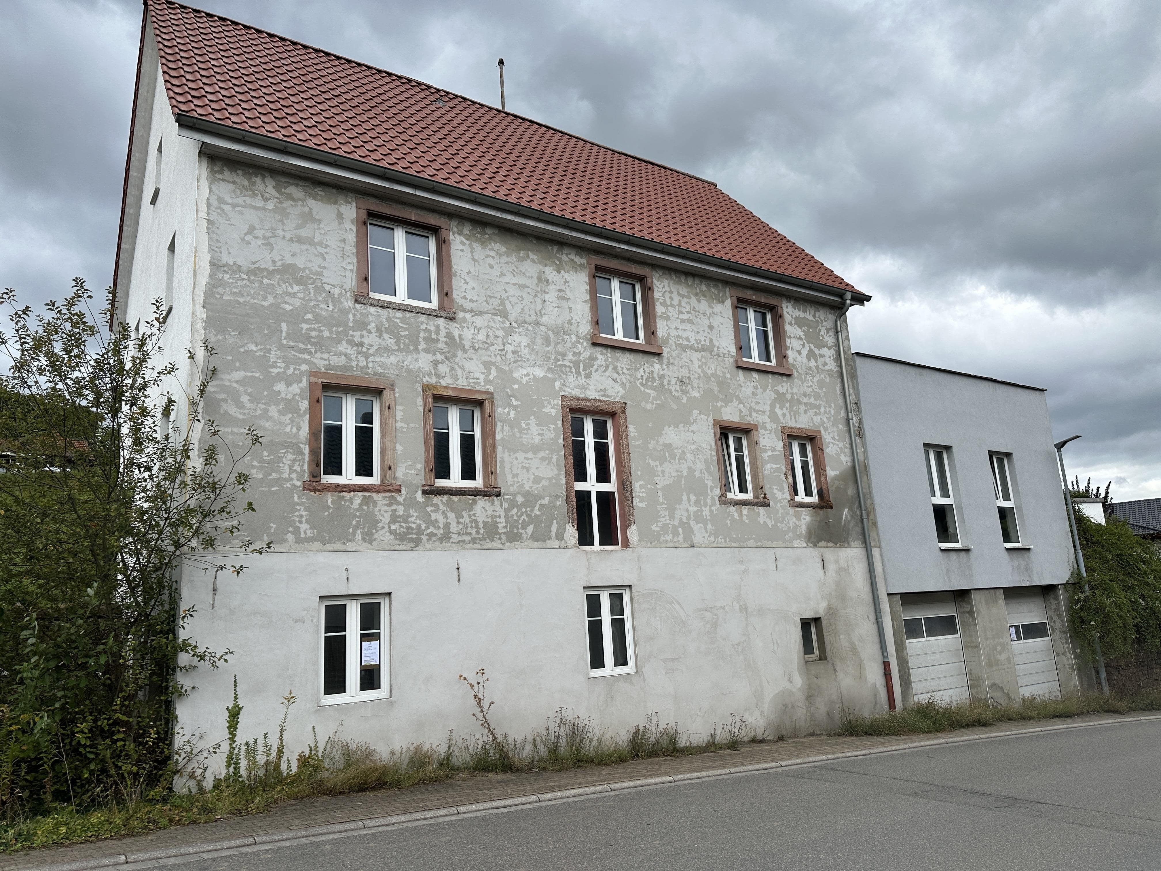 Einfamilienhaus zum Kauf provisionsfrei 290.000 € 5 Zimmer 150 m²<br/>Wohnfläche 286 m²<br/>Grundstück Rippenweier Weinheim 69469