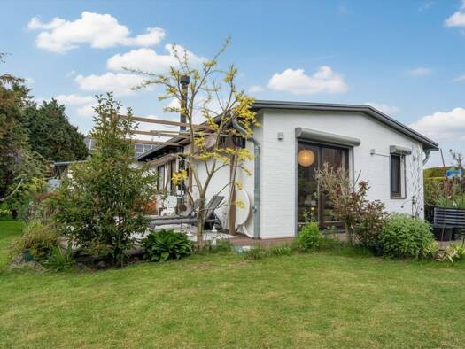Haus zum Kauf 270.000 € 3 Zimmer 77,7 m² 699 m² Grundstück Brodersby 24398
