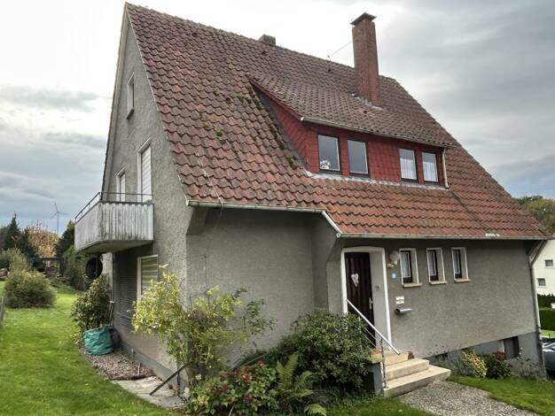 Einfamilienhaus zum Kauf 130.000 € 7 Zimmer 129,6 m² 833 m² Grundstück Heidelbeck Kalletal 32689