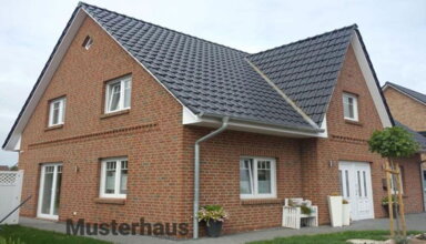 Einfamilienhaus zum Kauf provisionsfrei 579.900 € 5 Zimmer 120 m² 470 m² Grundstück frei ab 01.12.2025 Bismarckstraße 15 Schwarzenbek 21493