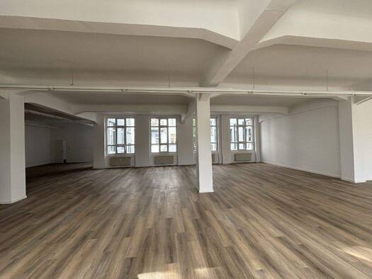 Bürogebäude zum Kauf 2.150.000 € 40 Zimmer 1.943 m² Bürofläche Stadtmitte Krefeld 47798