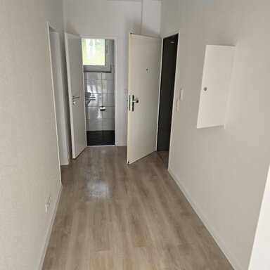 Wohnung zur Miete 623 € 3 Zimmer 89 m² EG frei ab sofort Metzer Straße 9 Neuenkamp Remscheid 42855