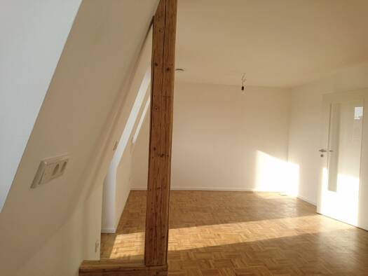 Wohnung zur Miete 840 € 2,5 Zimmer 64 m² 2. Geschoss frei ab sofort Forchheim 91301