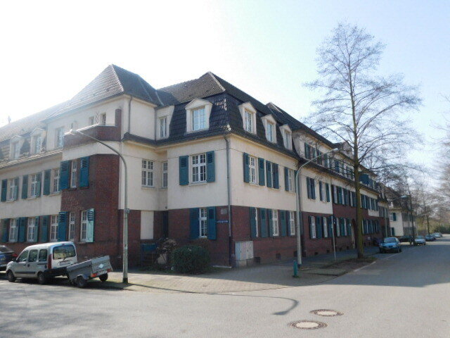 Wohnung zur Miete 402 € 3 Zimmer 57,5 m²<br/>Wohnfläche 08.03.2025<br/>Verfügbarkeit Rosenbergstr. 2 Hüttenheim Duisburg 47259