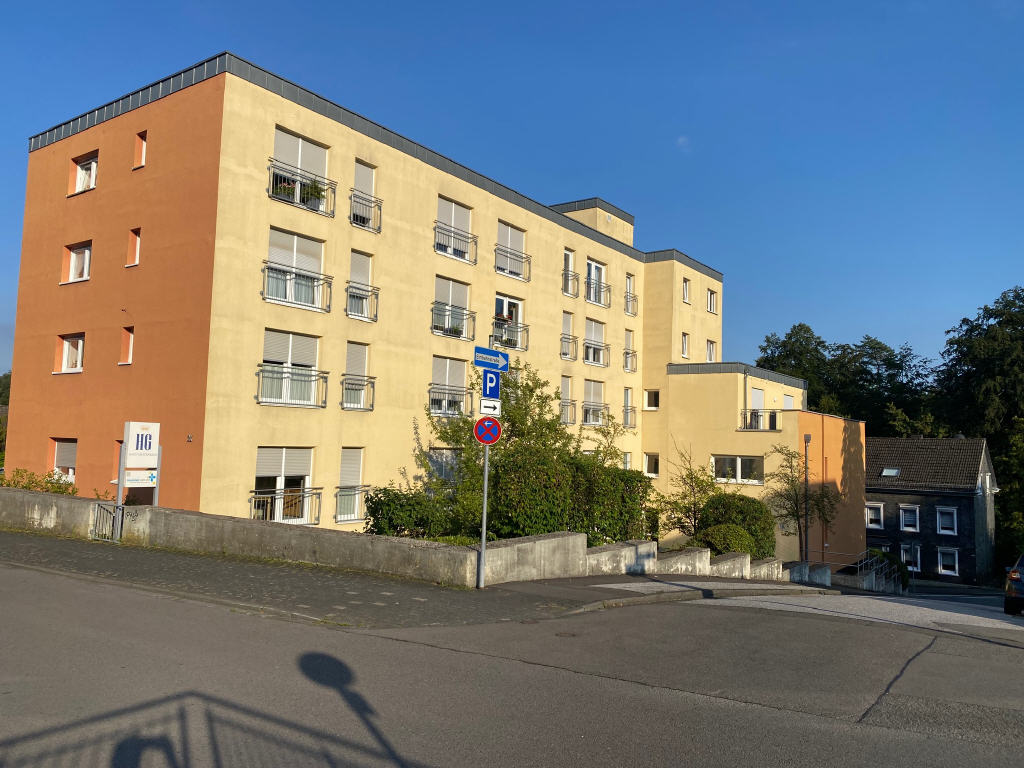 Wohnung zur Miete 730 € 2 Zimmer 58 m²<br/>Wohnfläche 01.10.2024<br/>Verfügbarkeit Gummersbach Gummersbach 51643