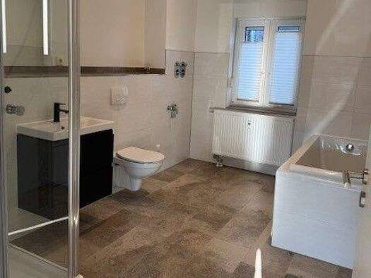 Wohnung zur Miete 998 € 4 Zimmer 90 m² Großräschen 01983